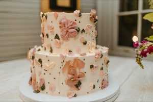 Anniversaries custom cake