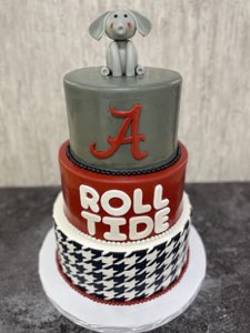 Graduation custom cake