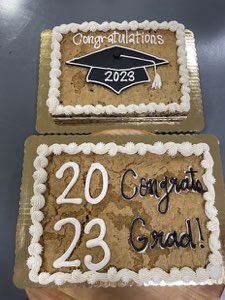 Graduation custom cake