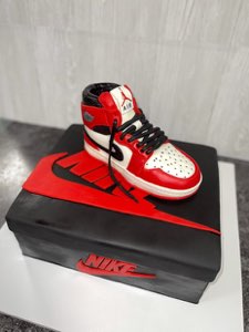 Groom's Cakes custom cake
