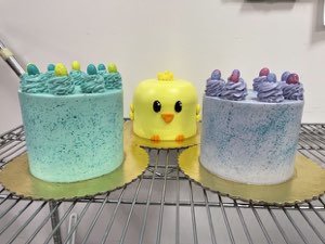 Holiday custom cake