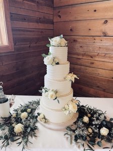 Weddings custom cake