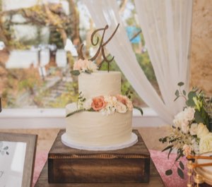 Weddings custom cake