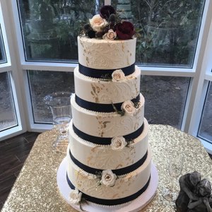 Weddings custom cake