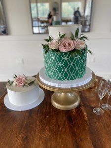 Weddings custom cake