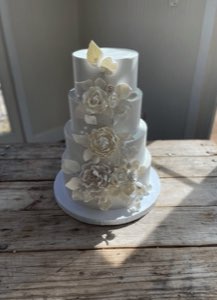 Weddings custom cake
