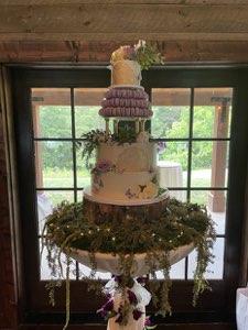 Weddings custom cake