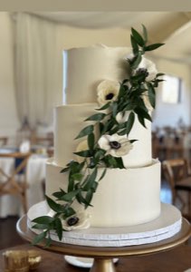 Weddings custom cake