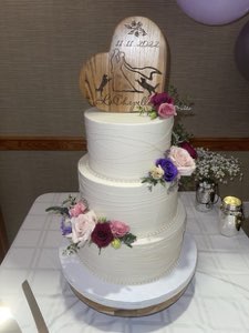 Weddings custom cake