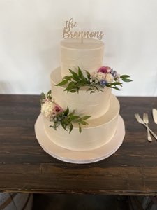 Weddings custom cake