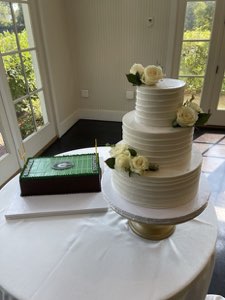 Weddings custom cake