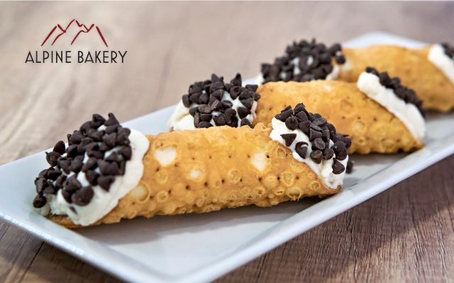 Buddy’s Bakery cannoli gift card